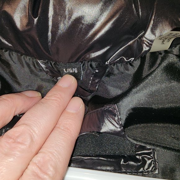 Guess Women's Hooded Puffer Coat Black, Size Large - Picture 8 of 12